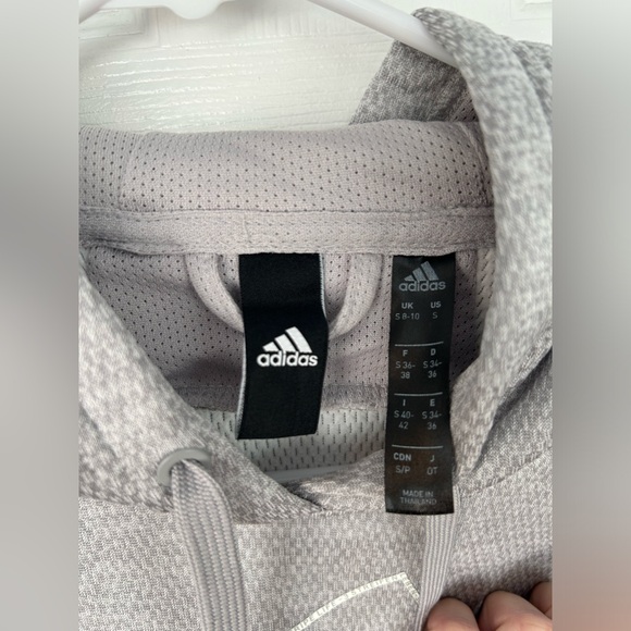 NWOT Adidas climawarm women’s gray hoodie size small - Picture 11 of 12
